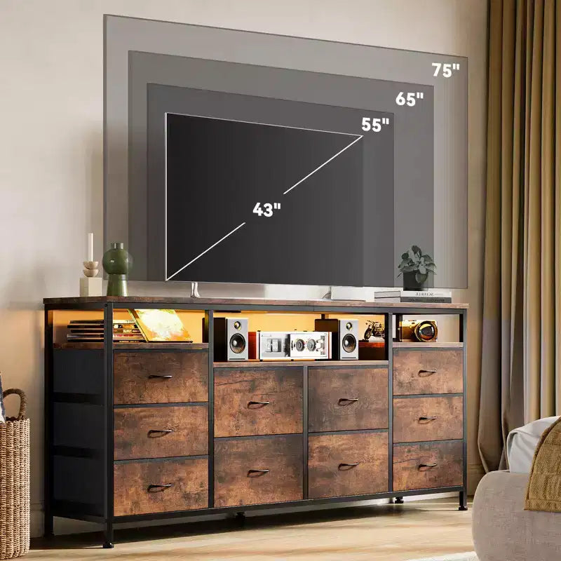 Commode 63,3 pouces pour chambre à coucher, commode TV en tissu à 10 tiroirs avec lumières LED et prises de courant, long meuble TV pour placard