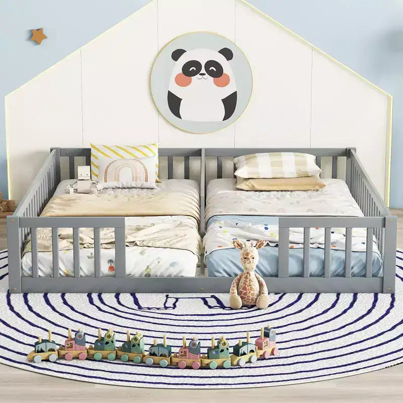 Lit double Bellemave avec barrières de sécurité, en pin et bois composite, naturel et gris, sûr, robuste, peu encombrant, assemblage facile pour enfants