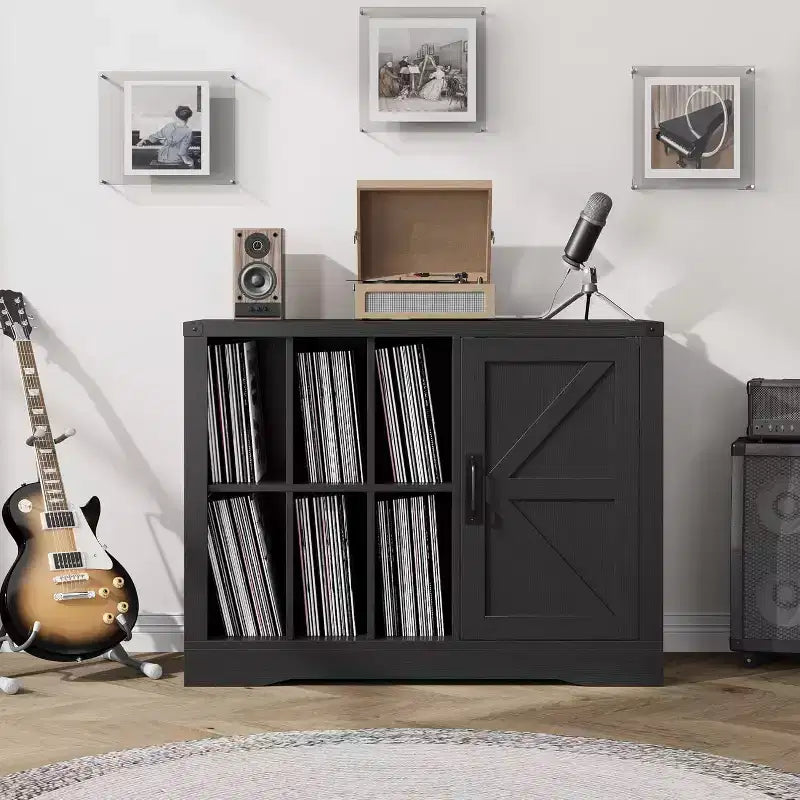 Meuble Tourne-Disque Noir en Bois de Style Ferme avec Porte Coulissante – Rangement de Vinyles pour 750 Albums, Étagères d'Exposition, Meuble TV Idéal pour Salon