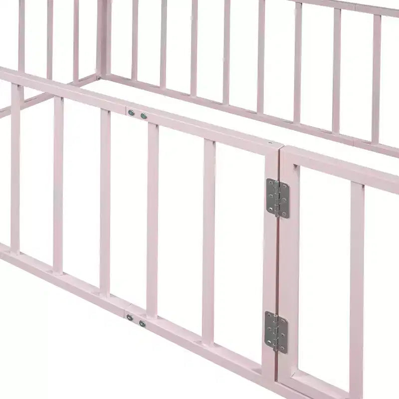 Okak Lit en métal pour enfant jumeau/double/grand, cadre de lit avec clôture surélevée et porte verrouillable, lit pour enfant pour chambre d'enfant et salle de jeux