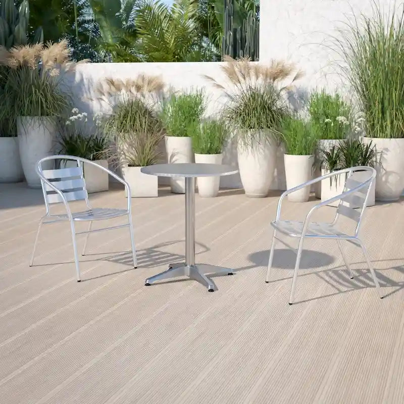 Table d'intérieur/extérieur en aluminium à plateau lisse de 27,5 po avec base