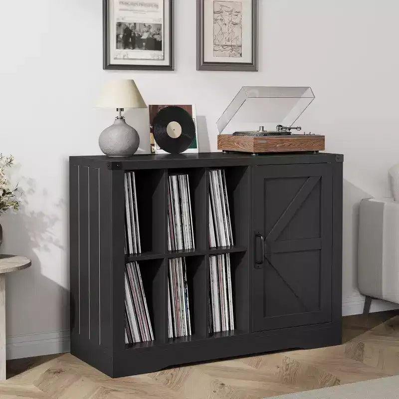Meuble Tourne-Disque Noir en Bois de Style Ferme avec Porte Coulissante – Rangement de Vinyles pour 750 Albums, Étagères d'Exposition, Meuble TV Idéal pour Salon